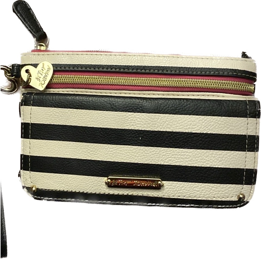 Betsey Johnson wristlet